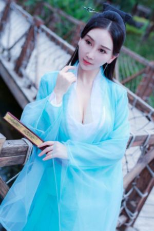一区二区av综合_国产剧高清视频播放