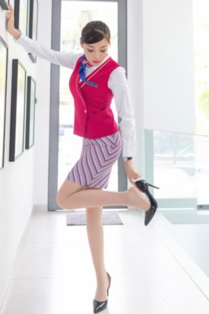 头像女欧美风高冷小孩_720高清完整版