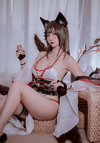 国产钢管舞美女热舞_BD手机在线看